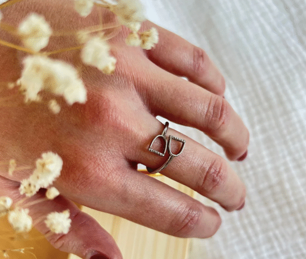 Screenshot-2025-12-30-at-11-57-05-Stella-Ring