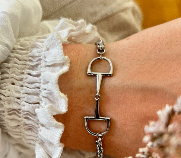 Screenshot-2026-01-11-at-18-58-39-Oly-bracelet-Verdun-bit-steel-or-gold