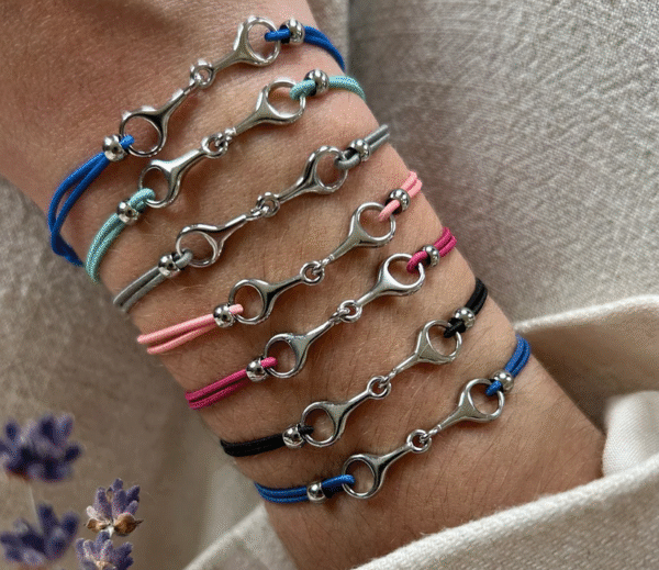 Screenshot-2026-01-26-at-11-18-41-Leo-bracelet-adjustable-elastic-cord-2-8-cm-bit-gold-plated