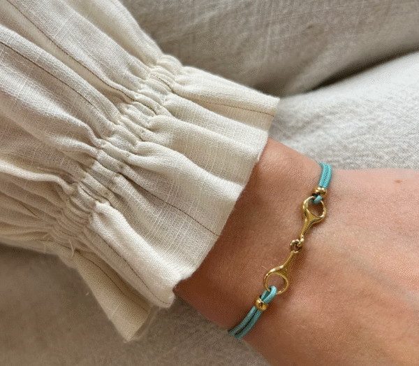 Screenshot-2026-01-26-at-11-20-47-Leo-bracelet-adjustable-elastic-cord-2-8-cm-bit-gold-plated