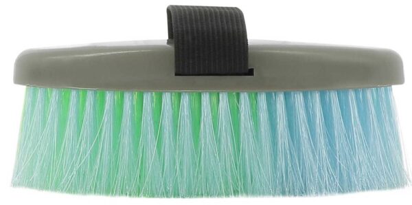 700681100-packshot-3-web